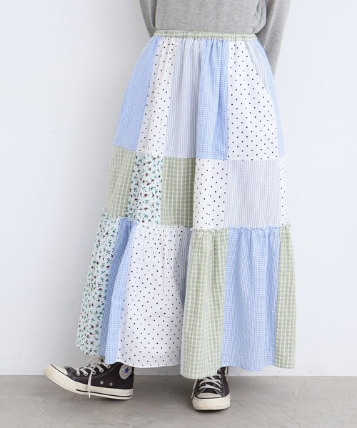 l'atelier du savon（アトリエドサボン）の「little garden パッチワークスカート（スカート・レディース・サックスブルー/ブラック・FREE）」の2枚目の写真
