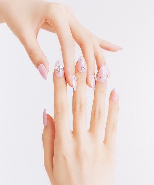 Beauty Connect(ビューティーコネクト)の「Ollio(オーリオ) ノーグルーネイル(ネイルシール/ネイルチップ・レディース・01 オーシャンダスク(アーモンド)/14 カカオクッキー(コフィン)/16 ファーストラブ(アーモンド)/17 スカイブルーム(アーモンド)/02 チャーミングチェック(アーモンド)/04 ダイヤモンドフラワー(アーモンド)/11 ルナネイビー(アーモンド)/13 グレーウィスパー(コフィン)/18 フラワーブーケ(アーモンド)/20 ブラックリボン(コフィン)/06 フェアリーバタフライ(コフィン)/07 ブラックメタル(コフィン)/08 ラストナイト(コフィン)/09 ブルーミングガーデン(コフィン)/22 ローズグロウ(コフィン)/23 ラベンダースパーク(コフィン)/15 ウォーターストロベリー(アーモンド)/24 ムーンライト(アーモンド)/03 フォールインラブ(アーモンド)/05 グレープシャーベット(アーモンド)/10 ジューシーピーチ(コフィン)/12 ミルキーウェイ(アーモンド)/19 スモーキーグロウ(コフィン)/21 スイートビター(コフィン)・FREE)」の18枚目の写真