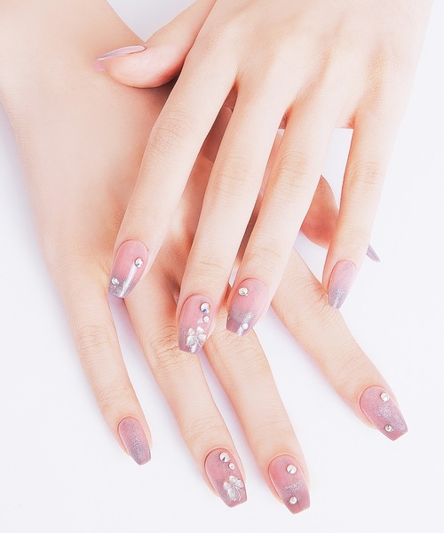 Beauty Connect(ビューティーコネクト)の「Ollio(オーリオ) ノーグルーネイル(ネイルシール/ネイルチップ・レディース・01 オーシャンダスク(アーモンド)/14 カカオクッキー(コフィン)/16 ファーストラブ(アーモンド)/17 スカイブルーム(アーモンド)/02 チャーミングチェック(アーモンド)/04 ダイヤモンドフラワー(アーモンド)/11 ルナネイビー(アーモンド)/13 グレーウィスパー(コフィン)/18 フラワーブーケ(アーモンド)/20 ブラックリボン(コフィン)/06 フェアリーバタフライ(コフィン)/07 ブラックメタル(コフィン)/08 ラストナイト(コフィン)/09 ブルーミングガーデン(コフィン)/22 ローズグロウ(コフィン)/23 ラベンダースパーク(コフィン)/15 ウォーターストロベリー(アーモンド)/24 ムーンライト(アーモンド)/03 フォールインラブ(アーモンド)/05 グレープシャーベット(アーモンド)/10 ジューシーピーチ(コフィン)/12 ミルキーウェイ(アーモンド)/19 スモーキーグロウ(コフィン)/21 スイートビター(コフィン)・FREE)」の20枚目の写真