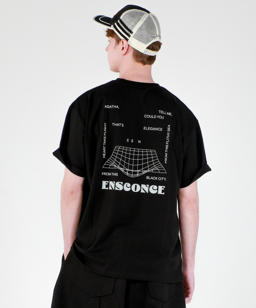 ESN(イーエスエヌ)の「ビッググリッドアートワークオーバーサイズTシャツブラック(Tシャツ/カットソー・メンズ・その他・LARGE/MEDIUM)」の3枚目の写真