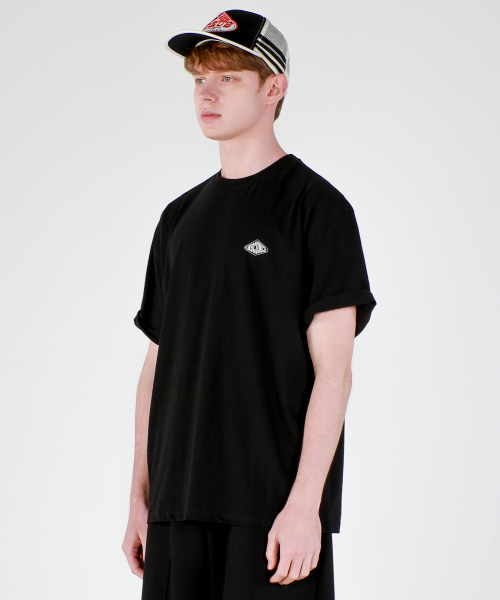 ESN(イーエスエヌ)の「ビッググリッドアートワークオーバーサイズTシャツブラック(Tシャツ/カットソー・メンズ・その他・LARGE/MEDIUM)」の4枚目の写真