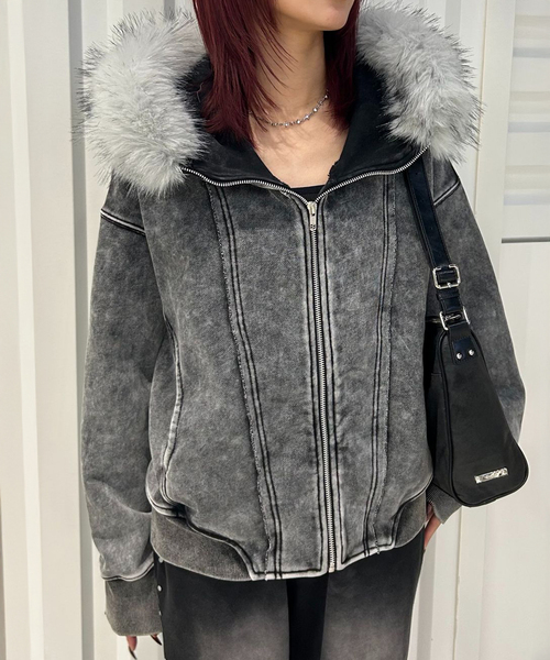 JOINT WORKS（ジョイントワークス）の「ウォッシュ加工 ファー ジップパーカー / Washed Faux Fur Zip Hoodie（ブルゾン・レディース・ブラック/ライトグレー・FREE）」の6枚目の写真
