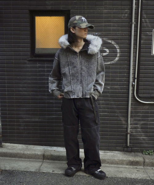 JOINT WORKS（ジョイントワークス）の「ウォッシュ加工 ファー ジップパーカー / Washed Faux Fur Zip Hoodie（ブルゾン・レディース・ブラック/ライトグレー・FREE）」の9枚目の写真