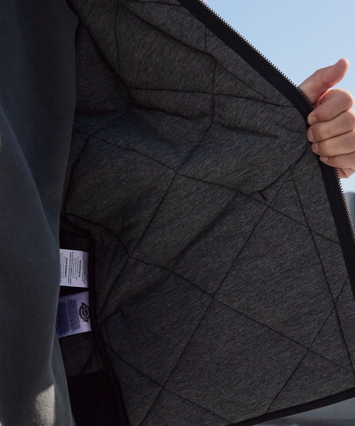 HTC(エイチティーシー)の「HTC/エイチティーシー DICKIES DIAMOND QUILT JACKET 花柄スタッズ ダイヤモンドキルト ジャケット(ブルゾン・メンズ・ブラック・M/L)」の3枚目の写真