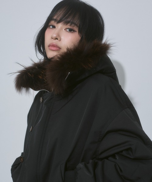 ENVYM(アンビー)の「フード ファー ボア N2B 中綿ブルゾン(ブルゾン・レディース・ブラック/カーキ・FREE)」の9枚目の写真