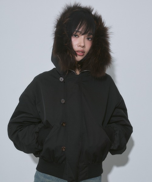 ENVYM(アンビー)の「フード ファー ボア N2B 中綿ブルゾン(ブルゾン・レディース・ブラック/カーキ・FREE)」の13枚目の写真