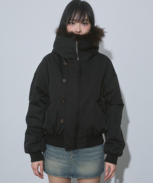 ENVYM(アンビー)の「フード ファー ボア N2B 中綿ブルゾン(ブルゾン・レディース・ブラック/カーキ・FREE)」の17枚目の写真