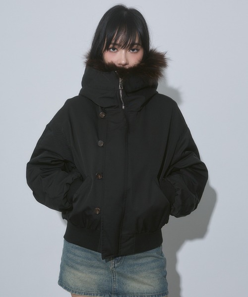 ENVYM(アンビー)の「フード ファー ボア N2B 中綿ブルゾン(ブルゾン・レディース・ブラック/カーキ・FREE)」の16枚目の写真