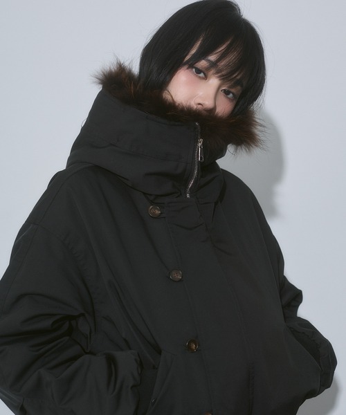 ENVYM(アンビー)の「フード ファー ボア N2B 中綿ブルゾン(ブルゾン・レディース・ブラック/カーキ・FREE)」の19枚目の写真