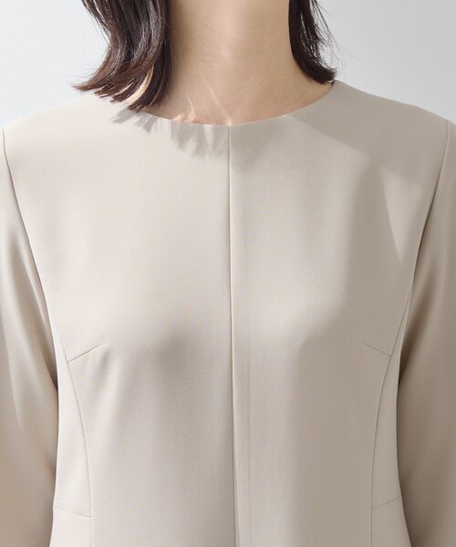 INDIVI（インディヴィ）の「【上品光沢／セレモニー／SETUP可能】スタイルUPワンピース（ワンピース・レディース・ネイビー/ベージュ系5・36/19/15 /13/40/38/05）」の15枚目の写真