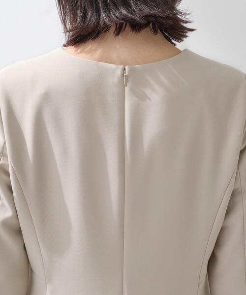 INDIVI（インディヴィ）の「【上品光沢／セレモニー／SETUP可能】スタイルUPワンピース（ワンピース・レディース・ネイビー/ベージュ系5・36/19/15 /13/40/38/05）」の16枚目の写真