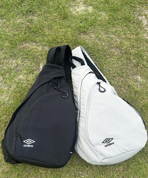 UMBRO アンブロ ワンショルダーバッグ スリングバッグ テック Y2K