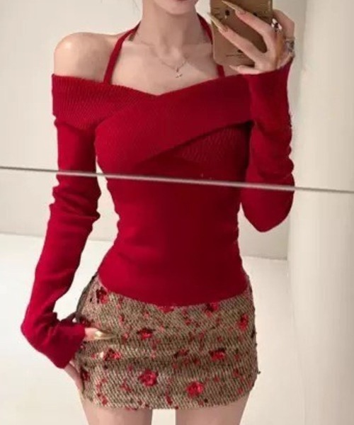 SPIGA(スピーガ)の「クロスネックオフショルニット(Tシャツ/カットソー・レディース・グレー/ブルー/レッド・FREE)」の3枚目の写真