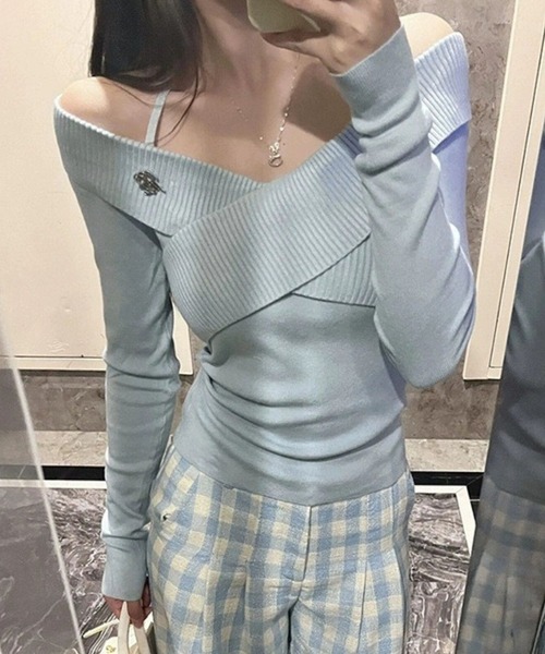 SPIGA(スピーガ)の「クロスネックオフショルニット(Tシャツ/カットソー・レディース・グレー/ブルー/レッド・FREE)」の5枚目の写真