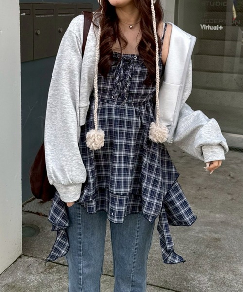 continuer de NICE CLAUP（コンティニューデナイスクラップ）の「【2026SS】レースUPキャミチュニック（シャツ/ブラウス・レディース・ピンク系その他/ブラック/オフホワイト/ブルー系その他/ホワイト系その他・FREE）」の9枚目の写真