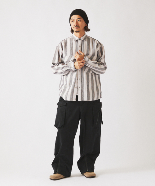 JOURNAL STANDARD relume(ジャーナルスタンダード レリューム)の「ドビーストライプ CPO シャツブルゾン(シャツ/ブラウス・メンズ・ネイビー/サックスブルー/アイボリー・MEDIUM/LARGE)」の4枚目の写真