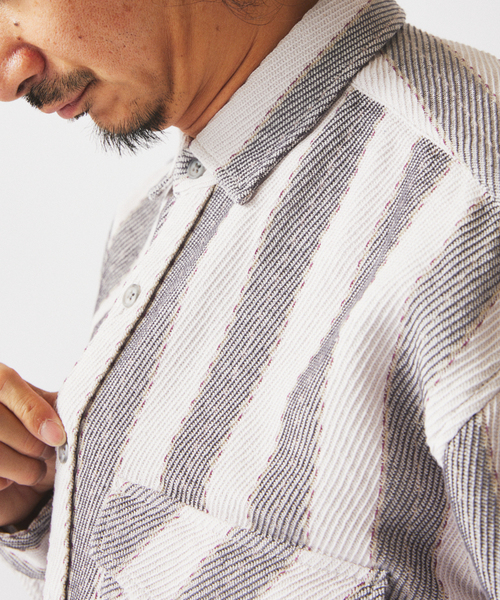 JOURNAL STANDARD relume(ジャーナルスタンダード レリューム)の「ドビーストライプ CPO シャツブルゾン(シャツ/ブラウス・メンズ・ネイビー/サックスブルー/アイボリー・MEDIUM/LARGE)」の11枚目の写真