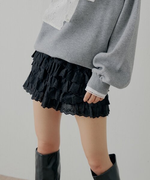 Chico(チコ)の「レースフリルティアードスカート(スカート・レディース・ブラック/アイボリー/ライトベージュ・FREE)」の11枚目の写真