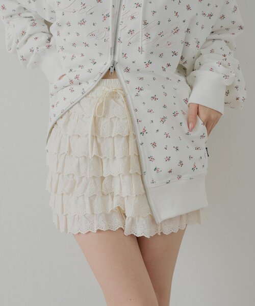 Chico(チコ)の「レースフリルティアードスカート(スカート・レディース・ブラック/アイボリー/ライトベージュ・FREE)」の14枚目の写真