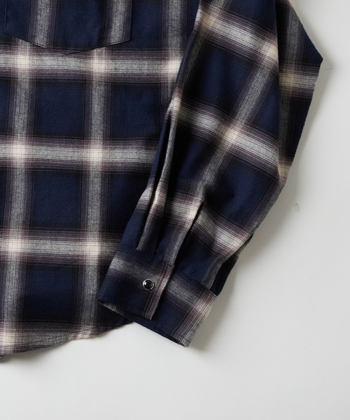 WHO'S WHO gallery（フーズフーギャラリー）の「【Sourcream】ウエスタンオンブレチェックシャツ（シャツ/ブラウス・レディース・ブラック/ネイビー/ブラウン・MEDIUM/LARGE）」の6枚目の写真
