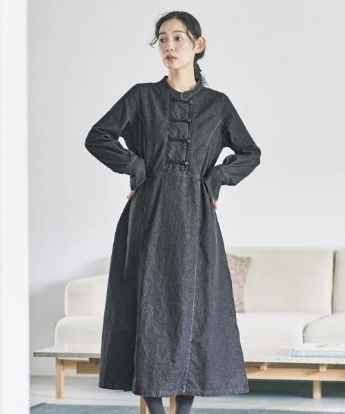 and myera ブラックデニムのワンピース（ワンピース）｜and