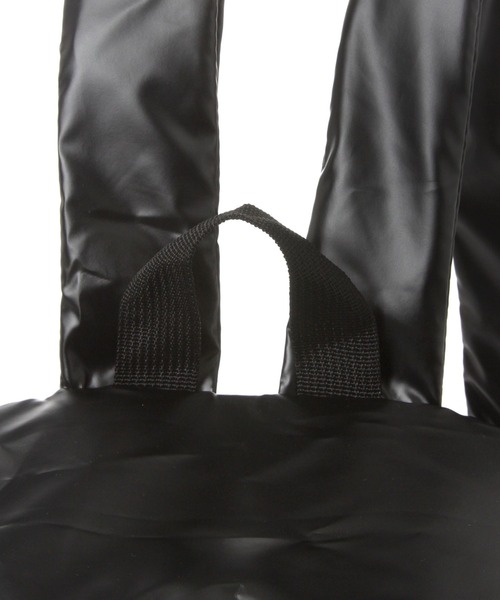 LAKOLE（ラコレ）の「メタルカラーパッカブルリュック / 634916（バックパック/リュック・レディース・その他1/ブラック・FREE）」の7枚目の写真