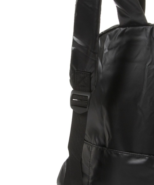 LAKOLE（ラコレ）の「メタルカラーパッカブルリュック / 634916（バックパック/リュック・レディース・その他1/ブラック・FREE）」の8枚目の写真