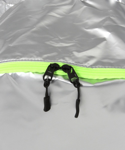 LAKOLE（ラコレ）の「メタルカラーパッカブルリュック / 634916（バックパック/リュック・レディース・その他1/ブラック・FREE）」の14枚目の写真