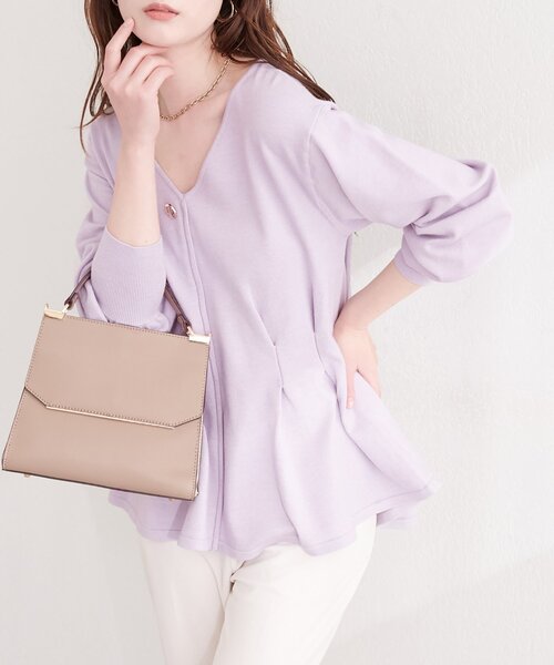 natural couture（ナチュラルクチュール）の「〈osono〉タックペプラムニット（ニット/セーター・レディース・ラベンダー/ネイビー/オフホワイト/ブラック・FREE）」の22枚目の写真