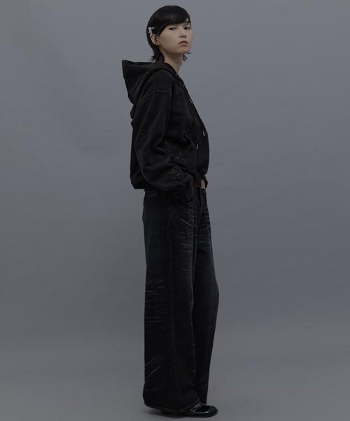 tanakadaisuke（タナカダイスケ）の「【tanakadaisuke/タナカダイスケ】crystal hair clip right/クリスタルヘアクリップ/右側用（バレッタ/ヘアクリップ・レディース・シルバー・FREE）」の3枚目の写真