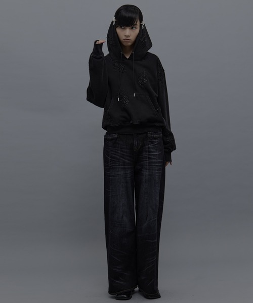 tanakadaisuke（タナカダイスケ）の「【tanakadaisuke/タナカダイスケ】crystal hair clip right/クリスタルヘアクリップ/右側用（バレッタ/ヘアクリップ・レディース・シルバー・FREE）」の4枚目の写真