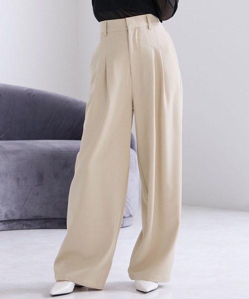 Elishe(エリシェ)の「ツータックワイドパンツ(スラックス・レディース・ベージュ系/アイボリー/チャコールグレー・0/1)」の2枚目の写真