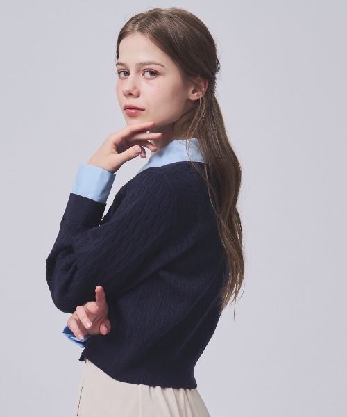 SWINGLE（スウィングル）の「レイヤードケーブルニットカーディガン（カーディガン/ボレロ・レディース・カーキ/グレー/オフホワイト/ネイビー・FREE）」の14枚目の写真