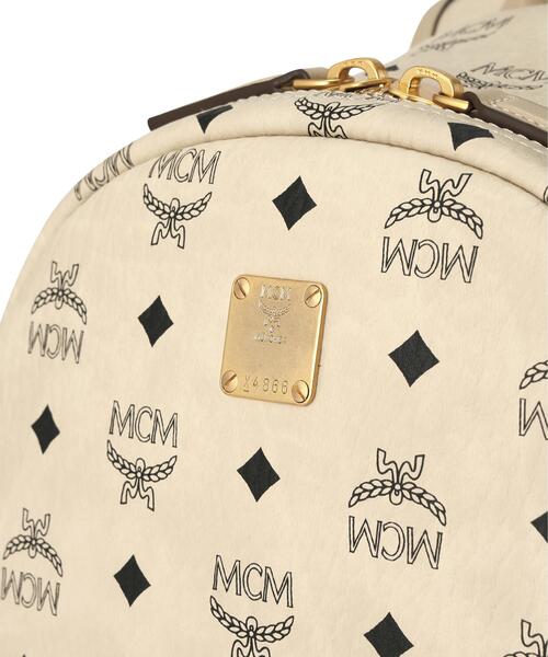 MCM（エムシーエム）の「MCM/エムシーエム/Stark SideStuds Backpack MED（バックパック/リュック・レディース・ベージュ・M）」の5枚目の写真