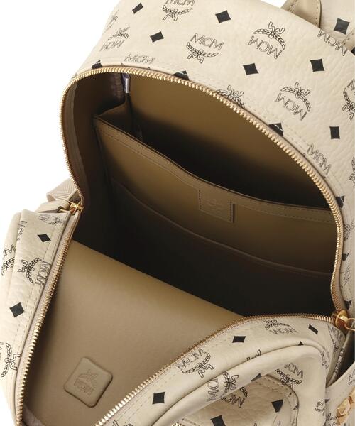 MCM（エムシーエム）の「MCM/エムシーエム/Stark SideStuds Backpack MED（バックパック/リュック・レディース・ベージュ・M）」の12枚目の写真
