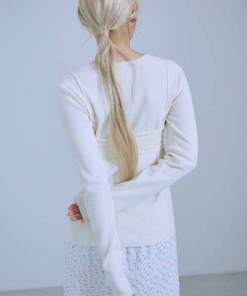 EN NEUME(エンノイム)の「Multi-button 2Way Knit(ニット/セーター・レディース・レッド/アイボリー/ブラック・FREE)」の10枚目の写真