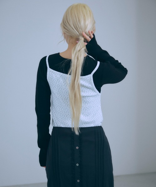EN NEUME(エンノイム)の「Multi-button 2Way Knit(ニット/セーター・レディース・レッド/アイボリー/ブラック・FREE)」の12枚目の写真