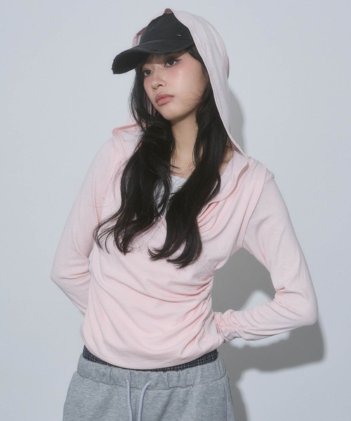 ENVYM(アンビー)の「レイヤード カシュクール フード トップス(Tシャツ/カットソー・レディース・ブラック/グレー/ピンク・FREE)」の1枚目の写真