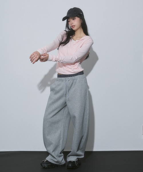 ENVYM(アンビー)の「レイヤード カシュクール フード トップス(Tシャツ/カットソー・レディース・ブラック/グレー/ピンク・FREE)」の9枚目の写真