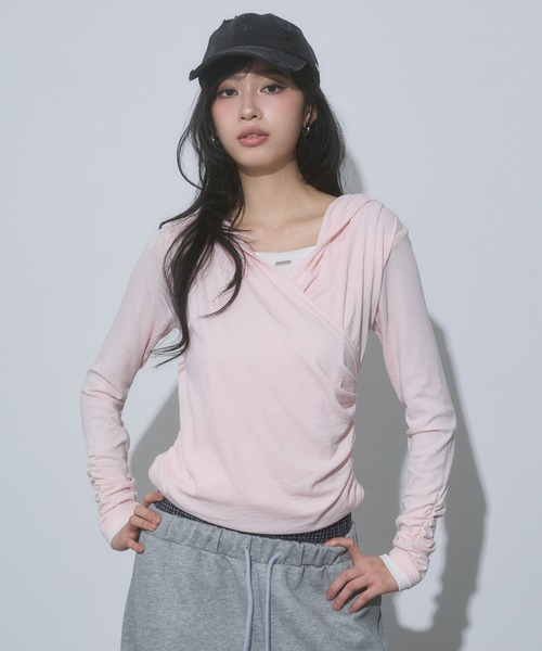 ENVYM(アンビー)の「レイヤード カシュクール フード トップス(Tシャツ/カットソー・レディース・ブラック/グレー/ピンク・FREE)」の8枚目の写真