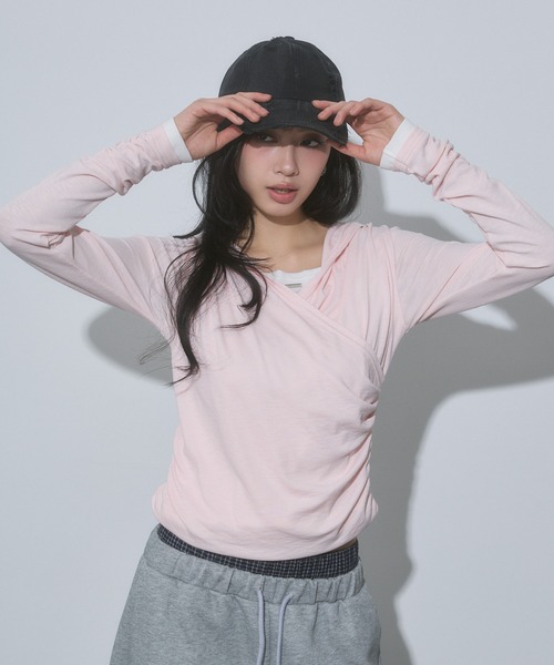 ENVYM(アンビー)の「レイヤード カシュクール フード トップス(Tシャツ/カットソー・レディース・ブラック/グレー/ピンク・FREE)」の15枚目の写真