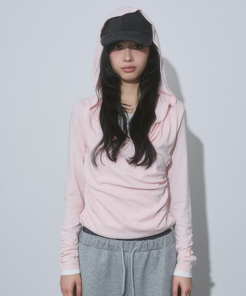 ENVYM(アンビー)の「レイヤード カシュクール フード トップス(Tシャツ/カットソー・レディース・ブラック/グレー/ピンク・FREE)」の20枚目の写真