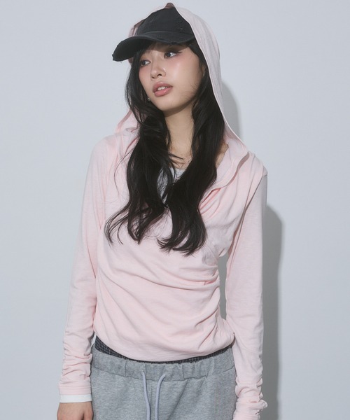 ENVYM(アンビー)の「レイヤード カシュクール フード トップス(Tシャツ/カットソー・レディース・ブラック/グレー/ピンク・FREE)」の16枚目の写真