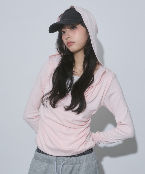 ENVYM(アンビー)の「レイヤード カシュクール フード トップス(Tシャツ/カットソー・レディース・ブラック/グレー/ピンク・FREE)」の17枚目の写真