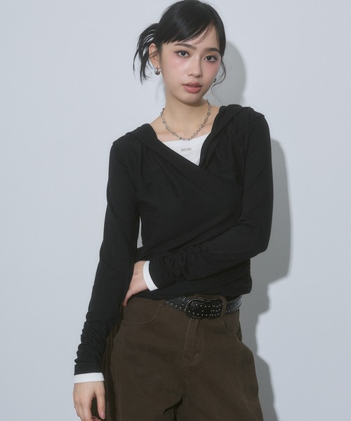 ENVYM(アンビー)の「レイヤード カシュクール フード トップス(Tシャツ/カットソー・レディース・ブラック/グレー/ピンク・FREE)」の11枚目の写真