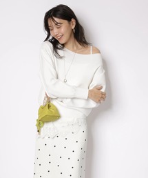 JUSGLITTY｜ジャスグリッティーのニット/セーター（オフショルダー