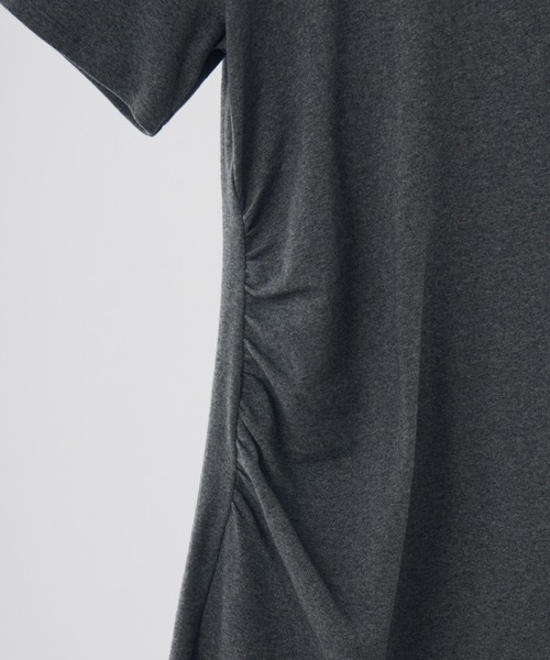 idem(イデム)の「lady classic gather onepiece / デザインカラーギャザーワンピース(ワンピース・レディース・チャコールグレー/ブラック・FREE)」の21枚目の写真