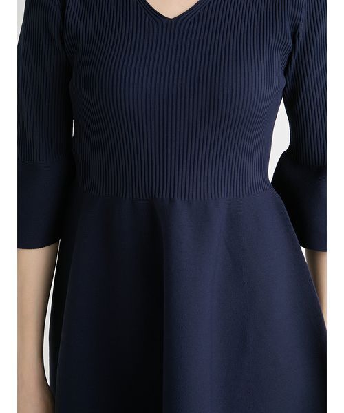 CELFORD（セルフォード）の「【洗える】ベルスリーブホールガーメントワンピース（ワンピース・レディース・その他/イエロー/ネイビー・36/38）」の17枚目の写真