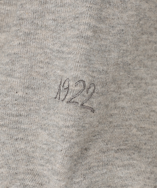 Spick & Span（スピックアンドスパン）の「La Hutte / ラ ユット 別注ジップフーディ*（パーカー・レディース・グレー/アイボリー/レッド・FREE）」の20枚目の写真