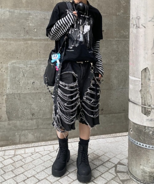 lilful(リルフル)の「【26年春夏新作】クラッシュダメージ加工七分丈ハーフデニムパンツ(デニムパンツ・メンズ・ブラック・M)」の5枚目の写真